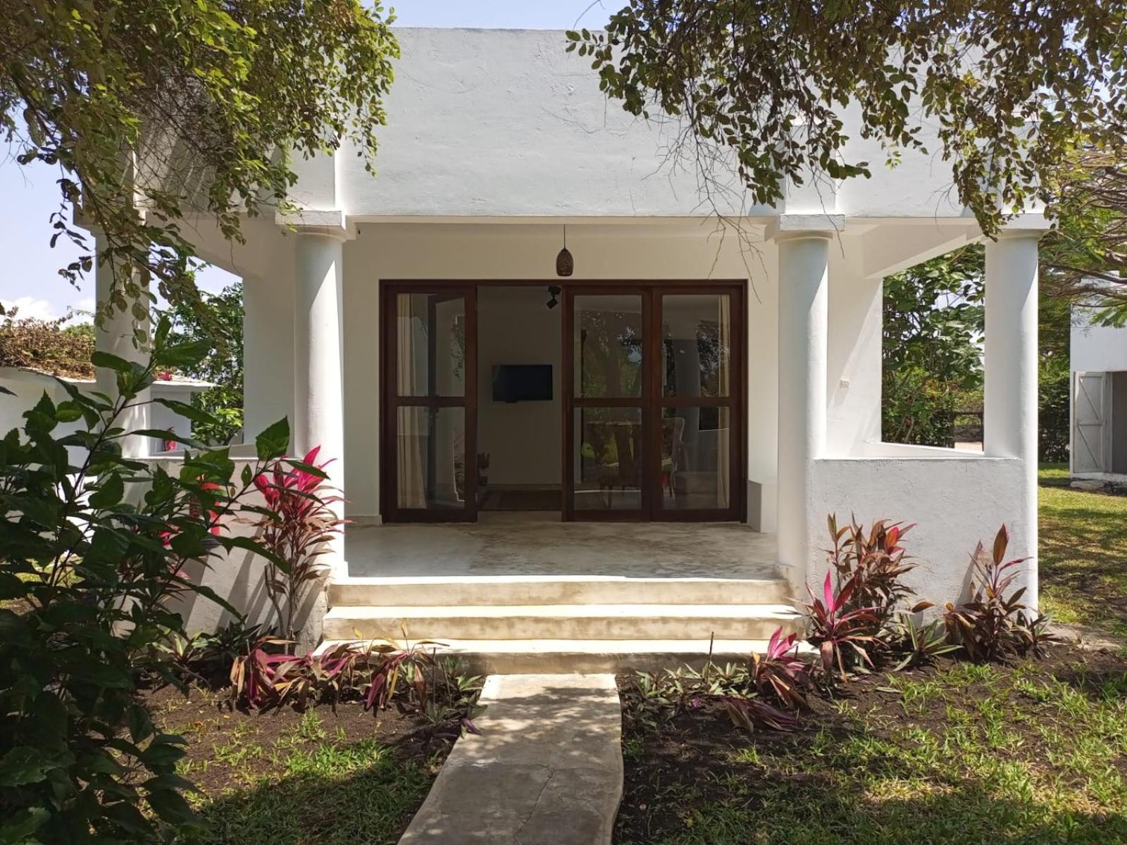 Sonrisa Villas Diani Beach Eksteriør billede